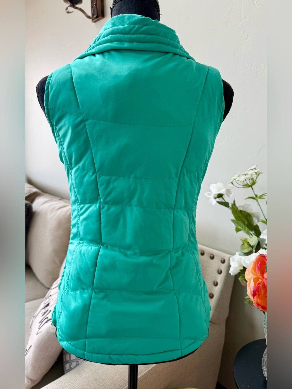 Athleta Vest - Picture 6 of 12